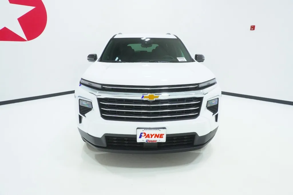 2026 Chevrolet Traverse FWD LT