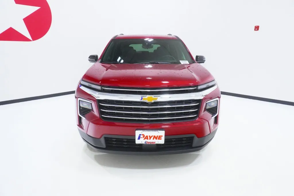 2026 Chevrolet Traverse FWD LT