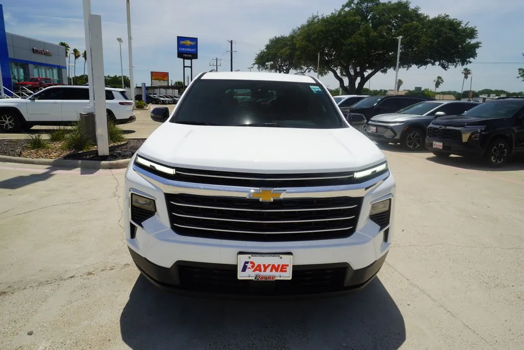 2026 Chevrolet Traverse LT