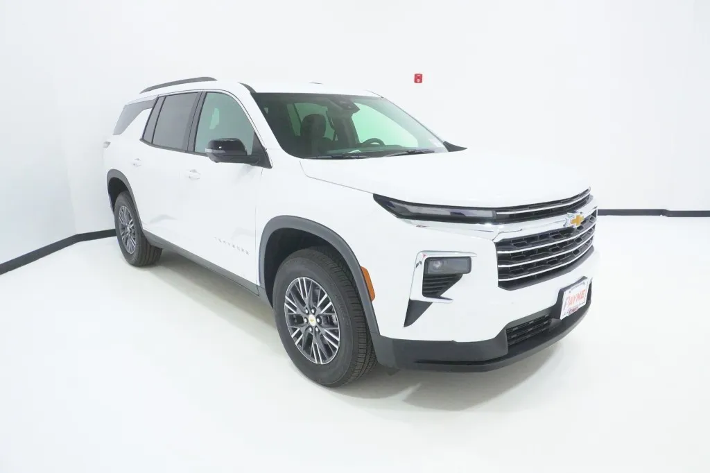 2026 Chevrolet Traverse FWD LT