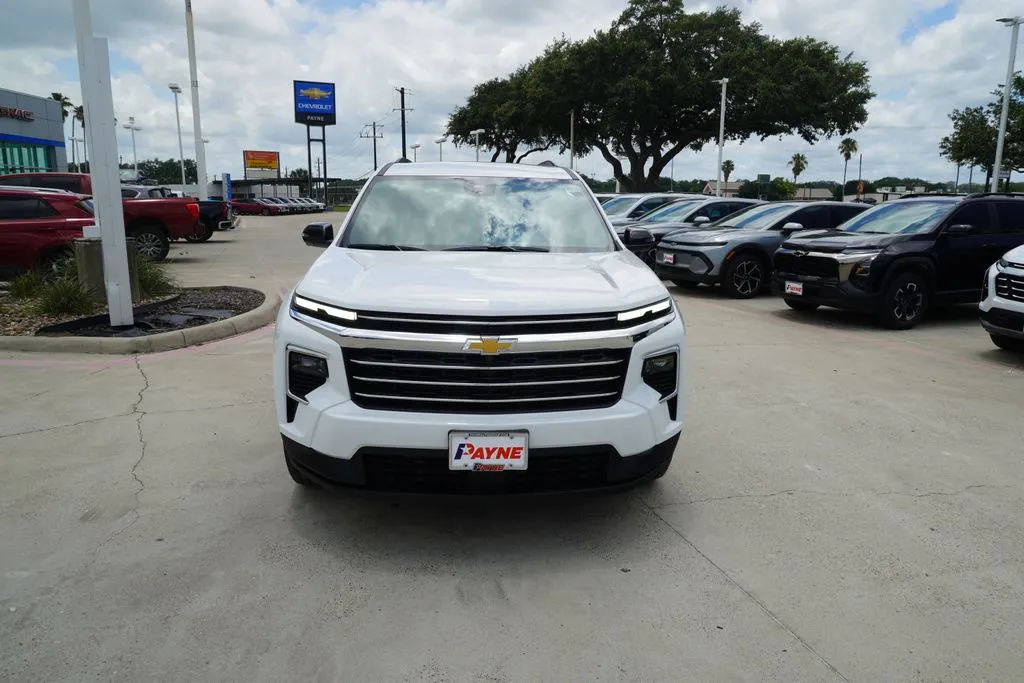2026 Chevrolet Traverse LT