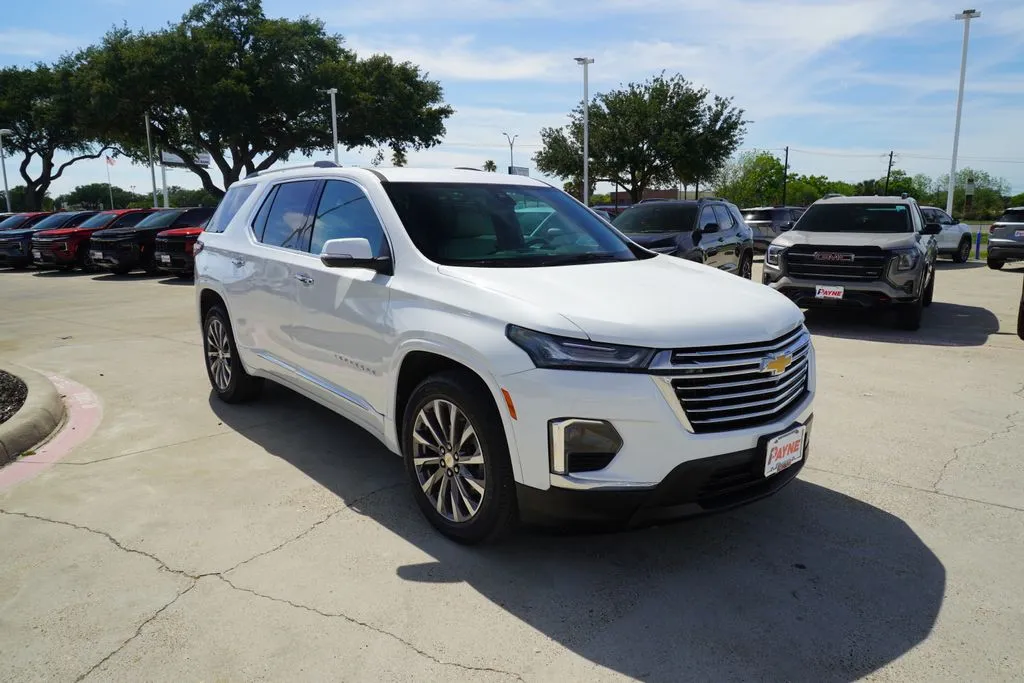 2022 Chevrolet Traverse Premier