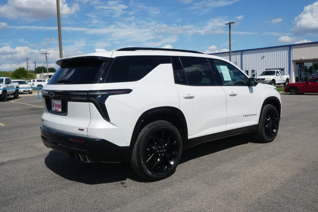 2024 Chevrolet Traverse FWD RS