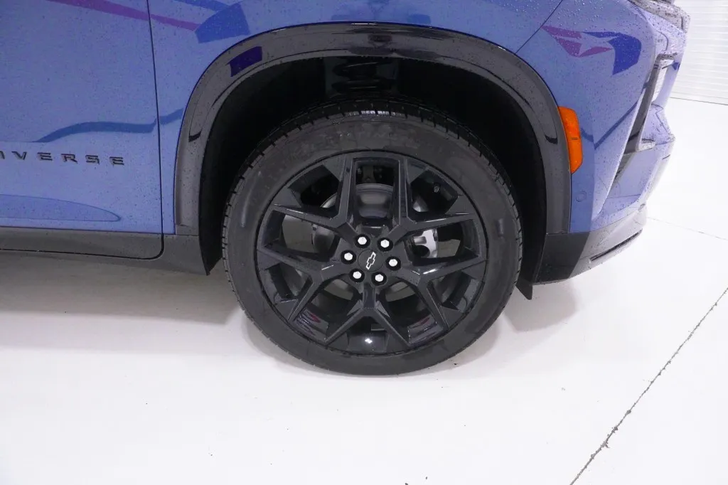 2026 Chevrolet Traverse FWD RS