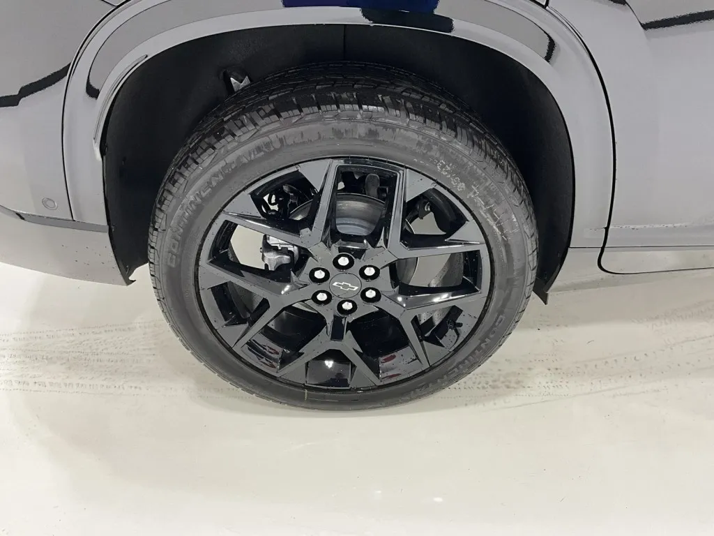 2026 Chevrolet Traverse FWD RS