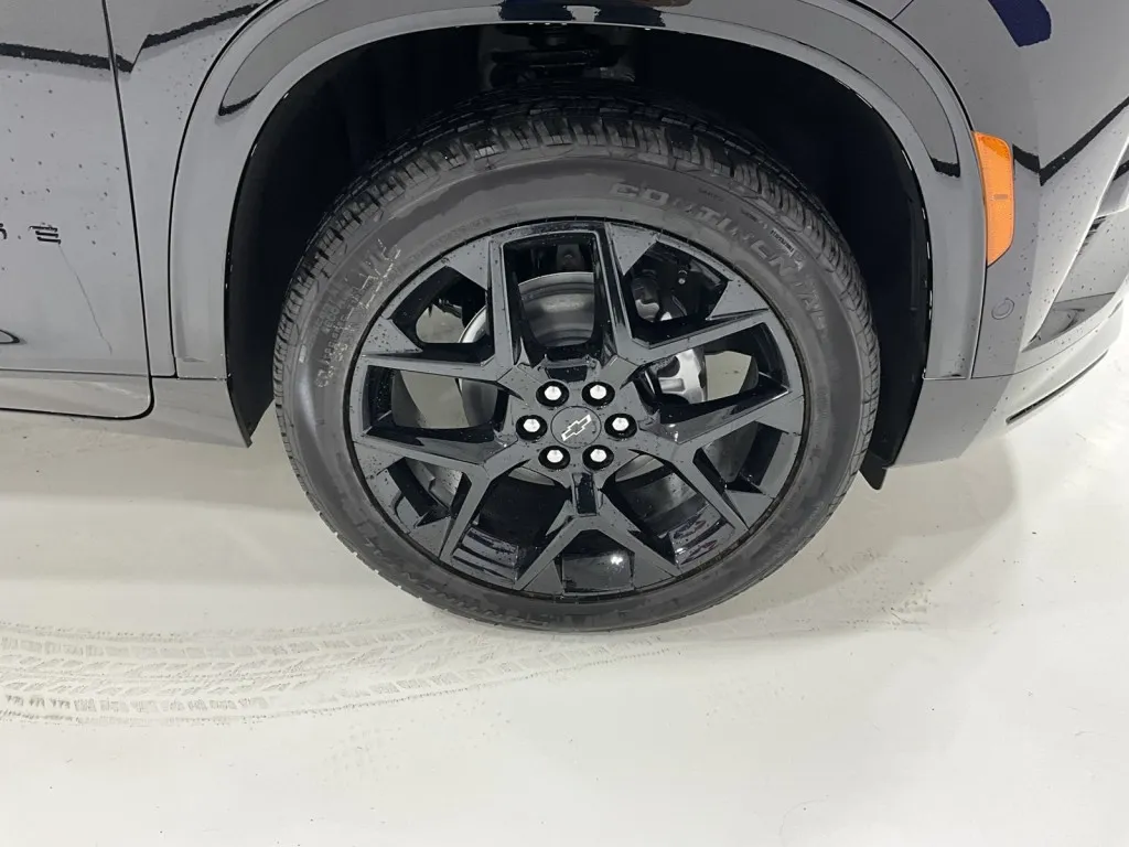 2026 Chevrolet Traverse FWD RS