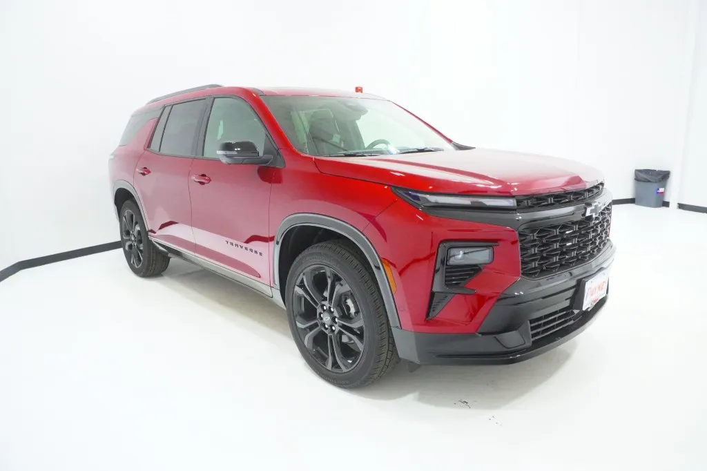 2027 Chevrolet Traverse FWD RS