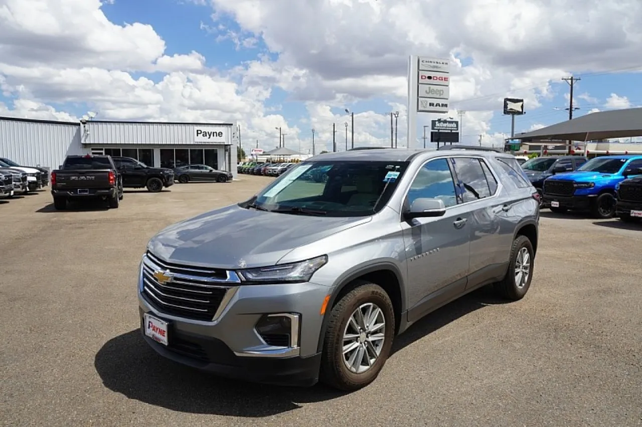 2023 Chevrolet Traverse LT Cloth