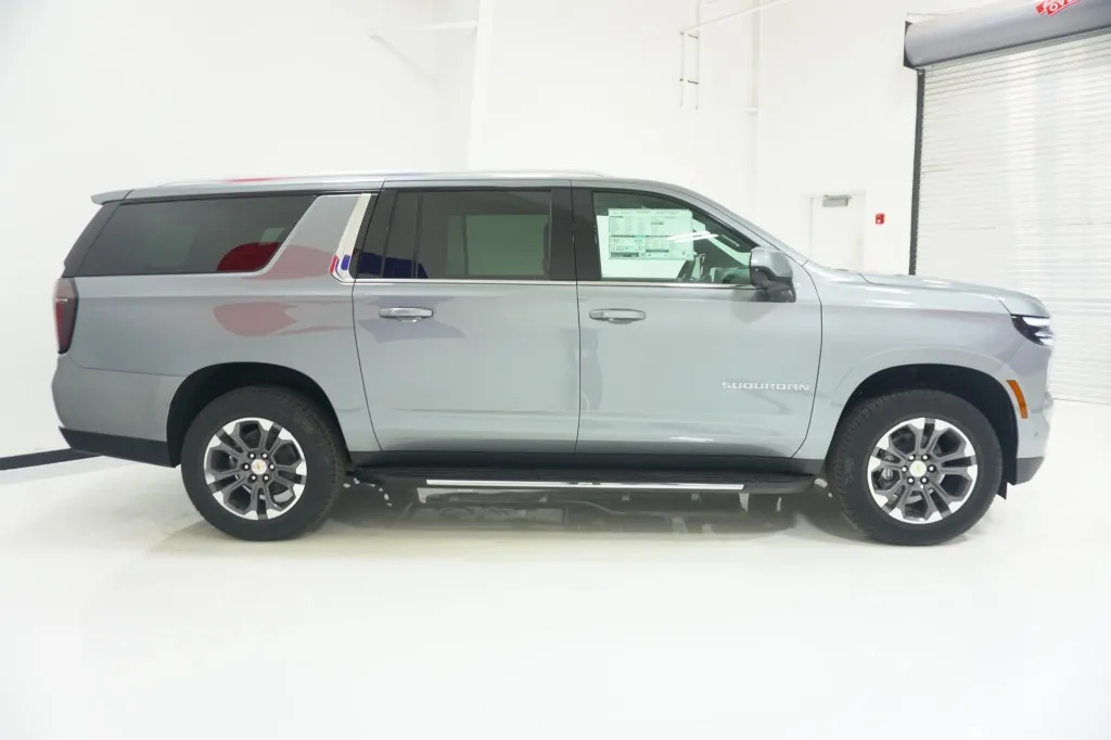 2026 Chevrolet Suburban LS