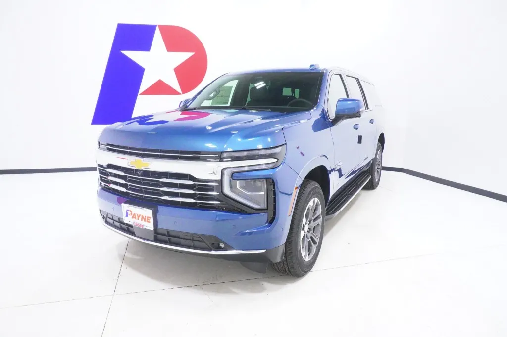 2026 Chevrolet Suburban LT