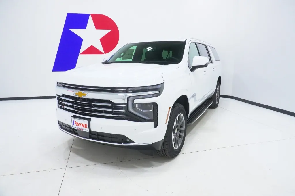 2026 Chevrolet Suburban LT