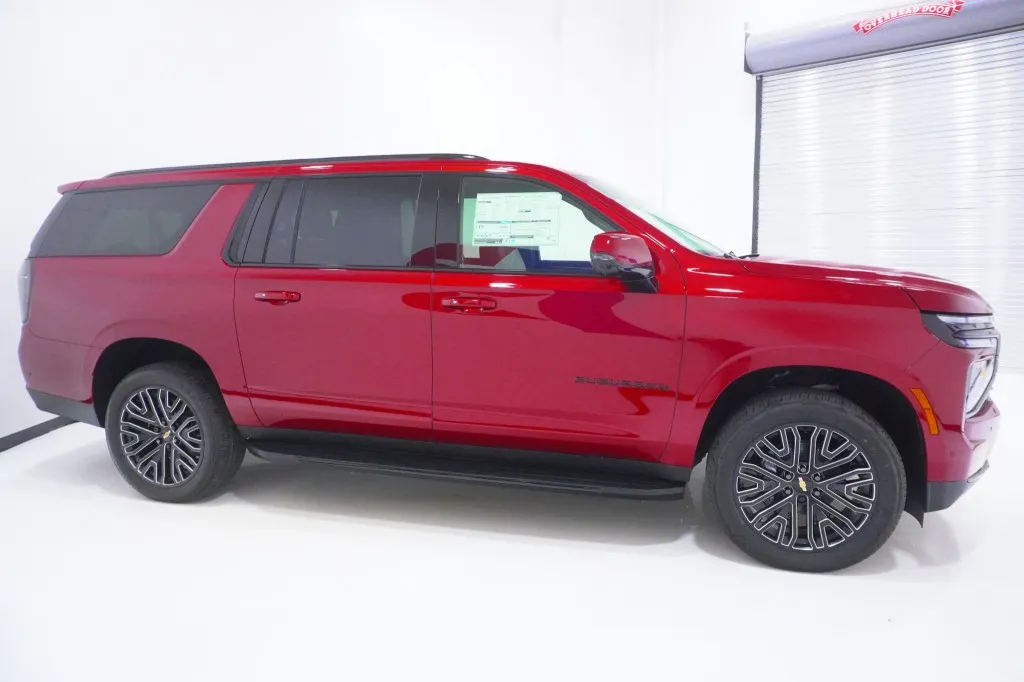 2026 Chevrolet Suburban RST