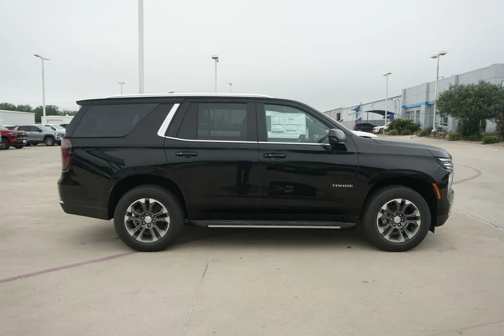 2026 Chevrolet Tahoe LS