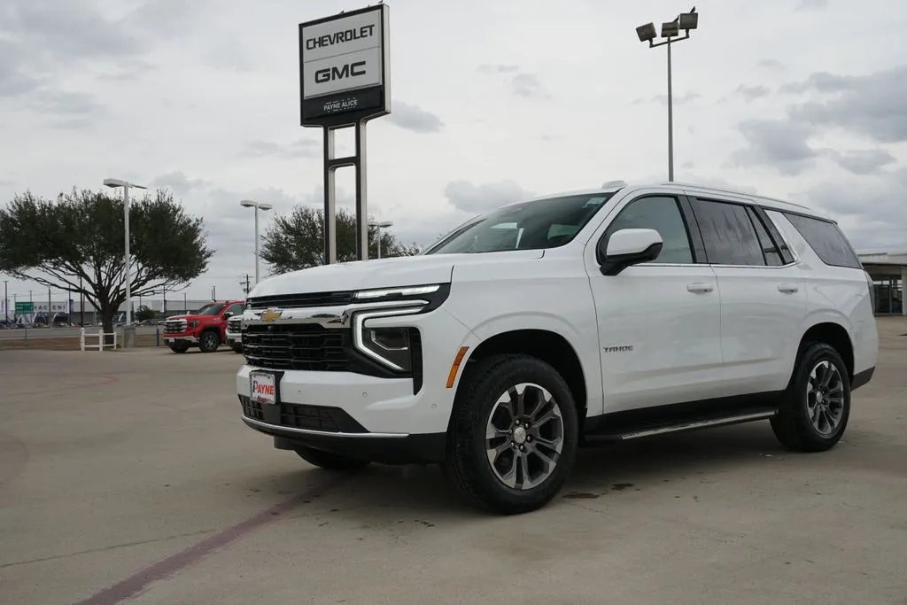 2026 Chevrolet Tahoe LS