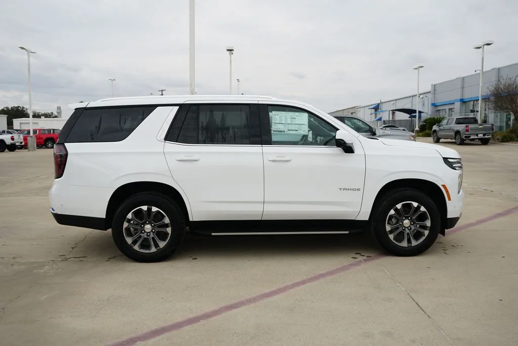 2026 Chevrolet Tahoe LS