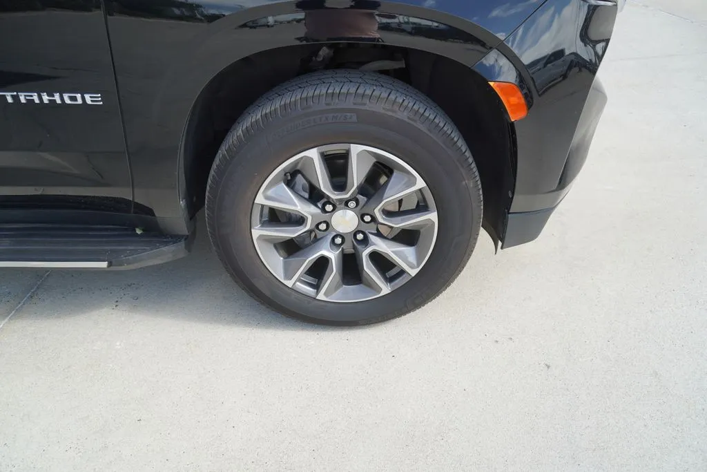 2023 Chevrolet Tahoe LS