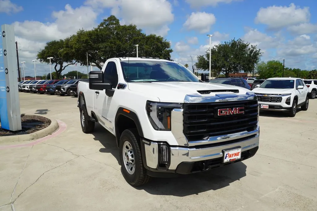 2026 GMC Sierra 2500HD Pro
