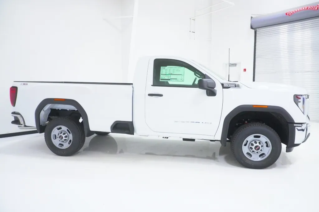 2026 GMC Sierra 2500HD Pro