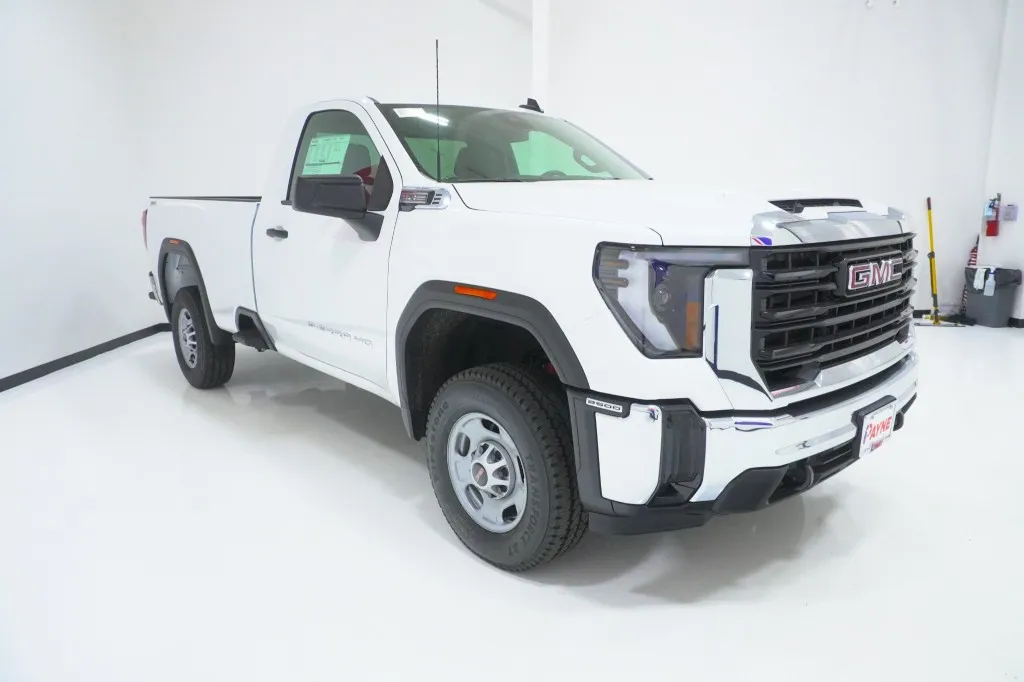 2026 GMC Sierra 2500HD Pro