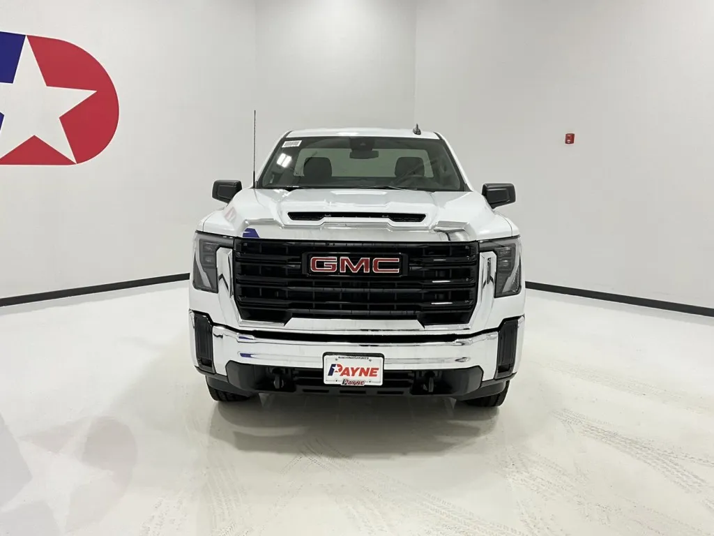2026 GMC Sierra 2500HD Pro