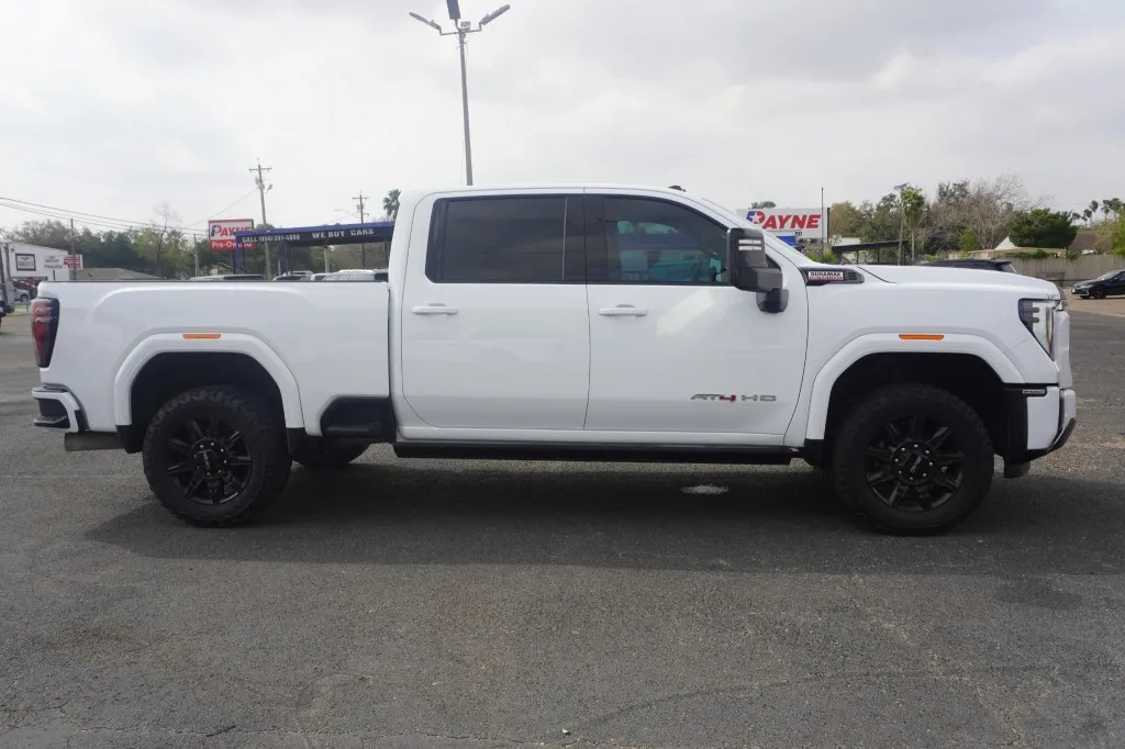 2024 GMC Sierra 2500HD AT4