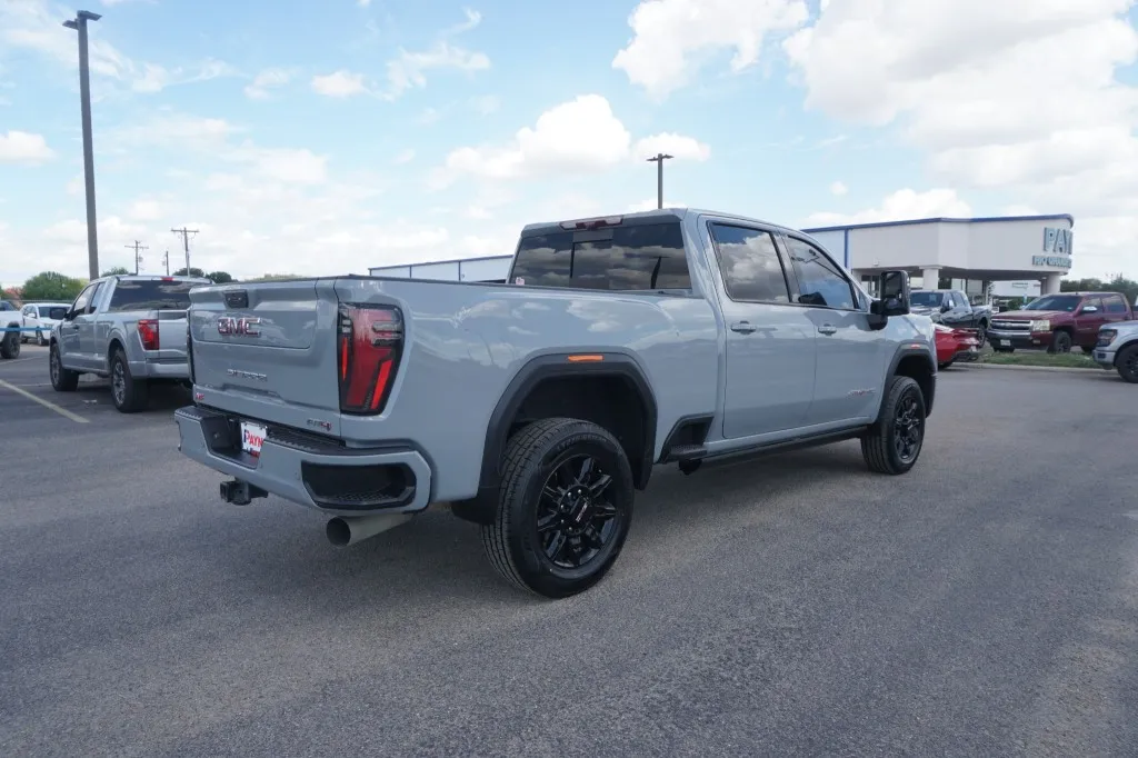 2024 GMC Sierra 2500HD AT4