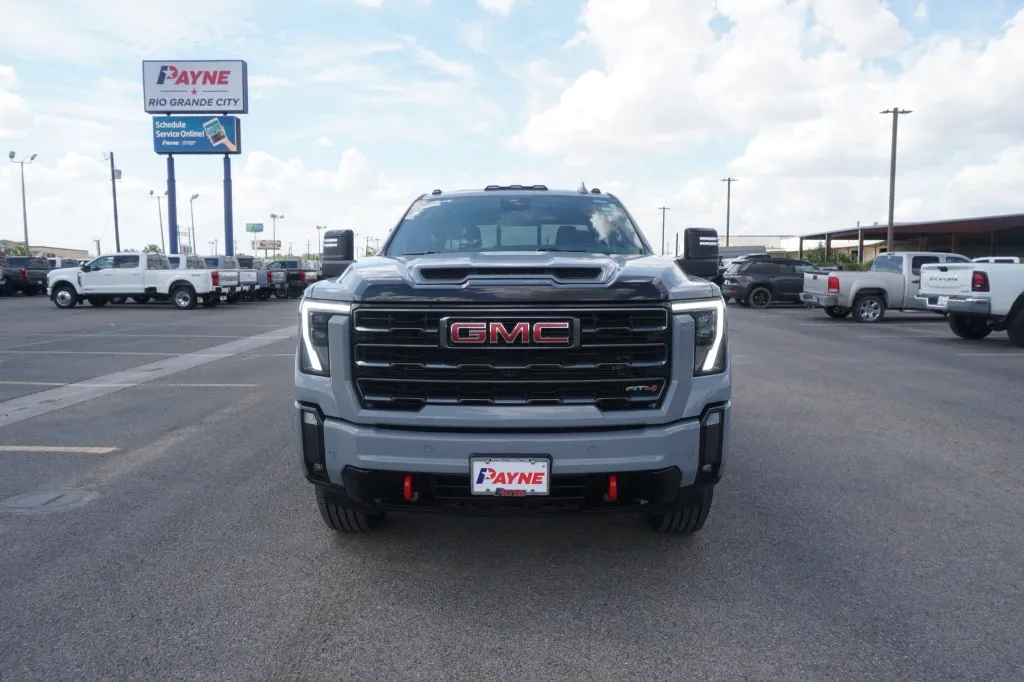 2024 GMC Sierra 2500HD AT4