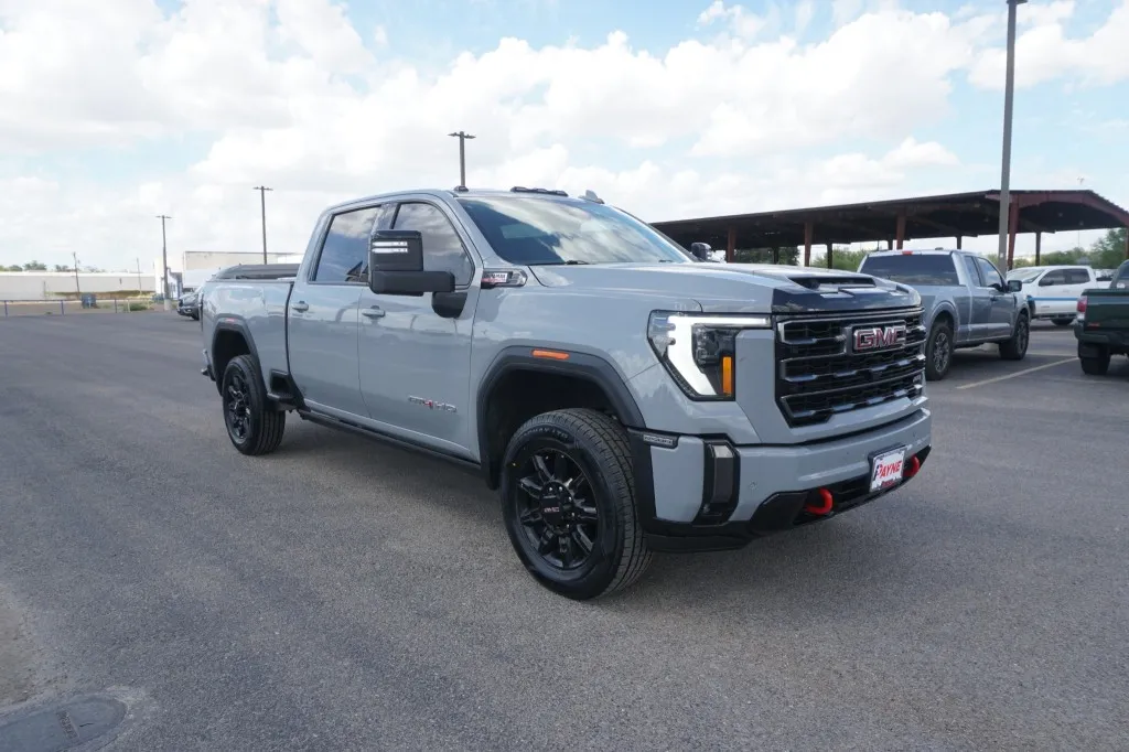 2024 GMC Sierra 2500HD AT4