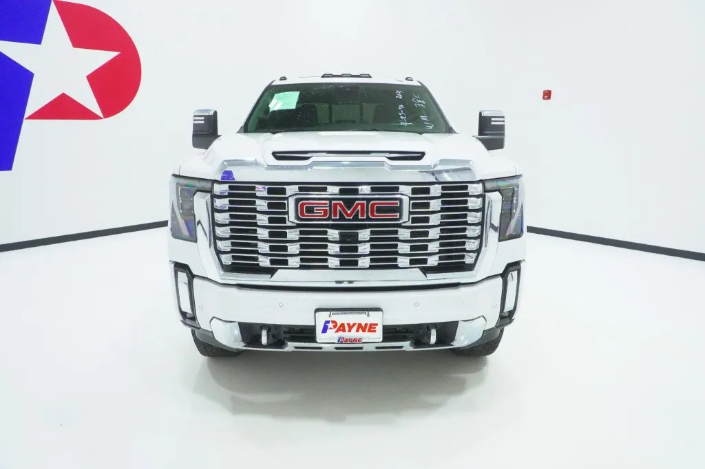 2024 GMC Sierra 2500HD Denali