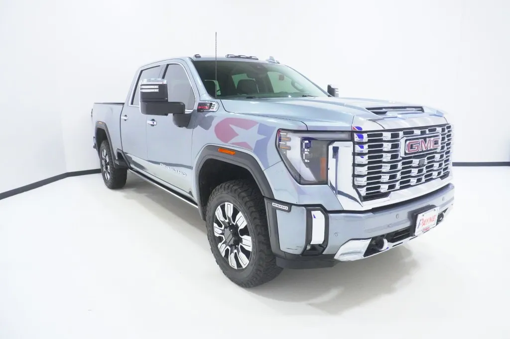 2024 GMC Sierra 2500HD Denali