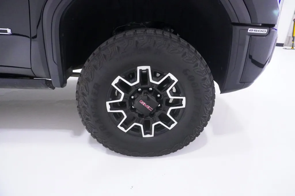 2024 GMC Sierra 2500HD AT4X