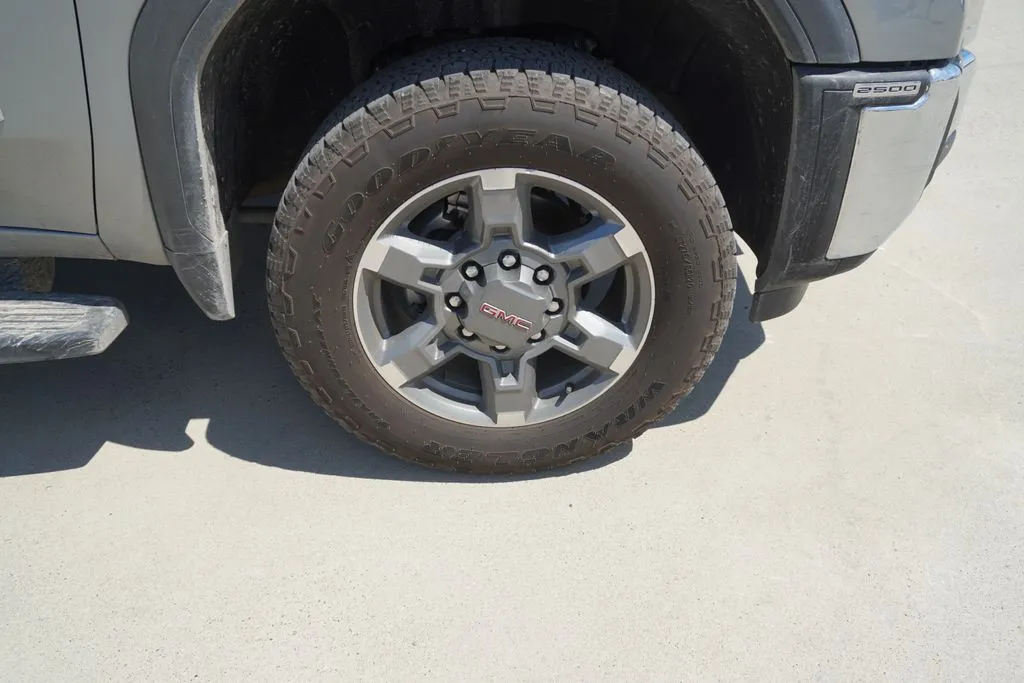 2025 GMC Sierra 2500HD SLE