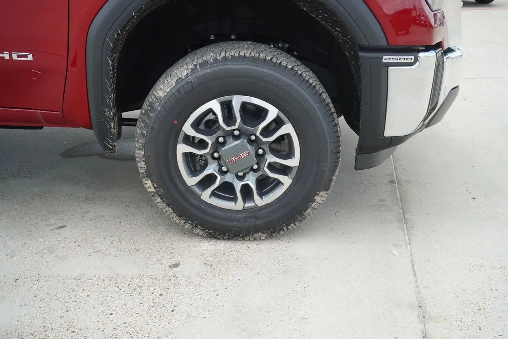 2026 GMC Sierra 2500HD SLT
