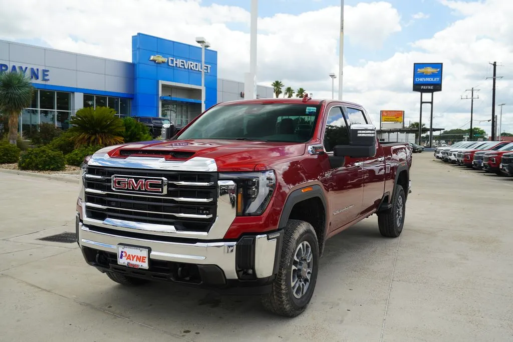 2026 GMC Sierra 2500HD SLT