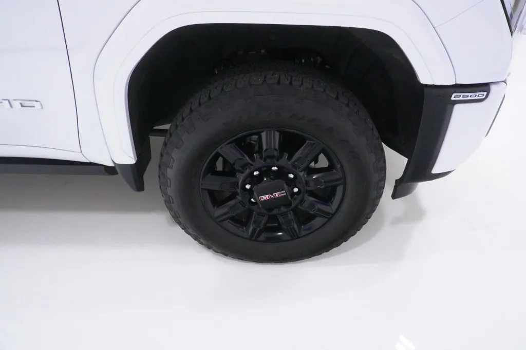 2025 GMC Sierra 2500HD AT4