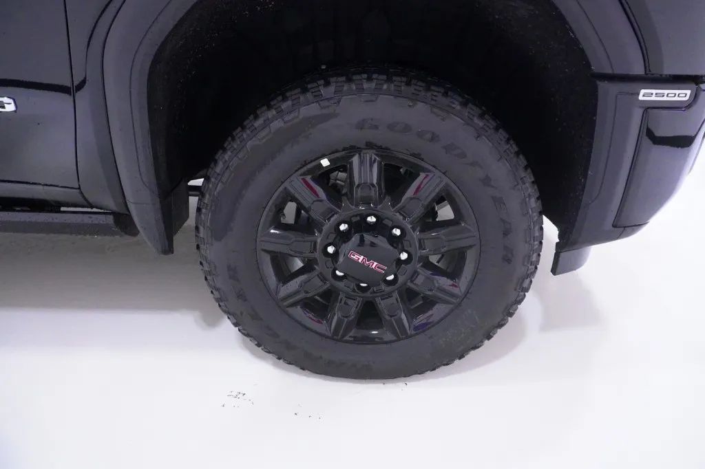 2026 GMC Sierra 2500HD AT4