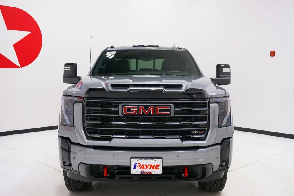 2026 GMC Sierra 2500HD AT4