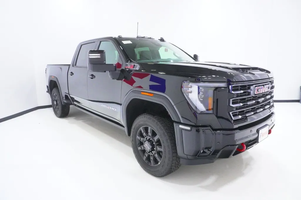 2026 GMC Sierra 2500HD AT4