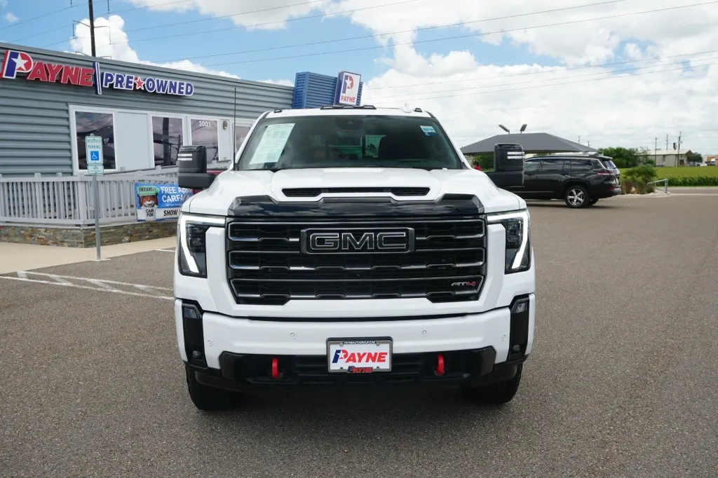 2025 GMC Sierra 2500HD AT4