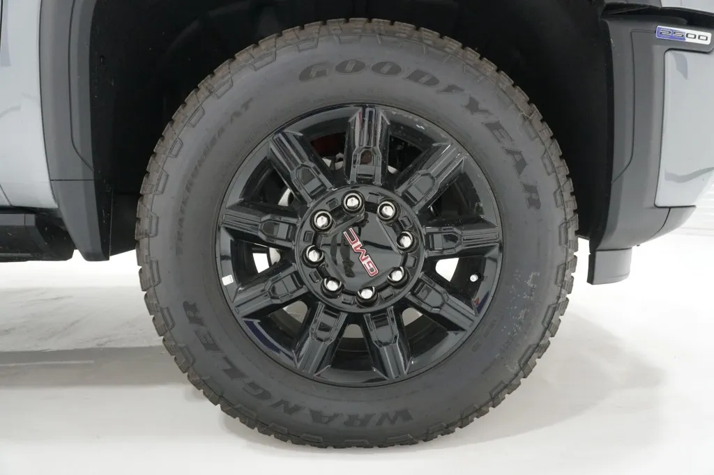 2026 GMC Sierra 2500HD AT4