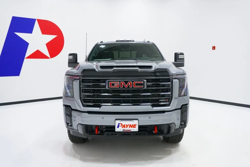 2026 GMC Sierra 2500HD AT4