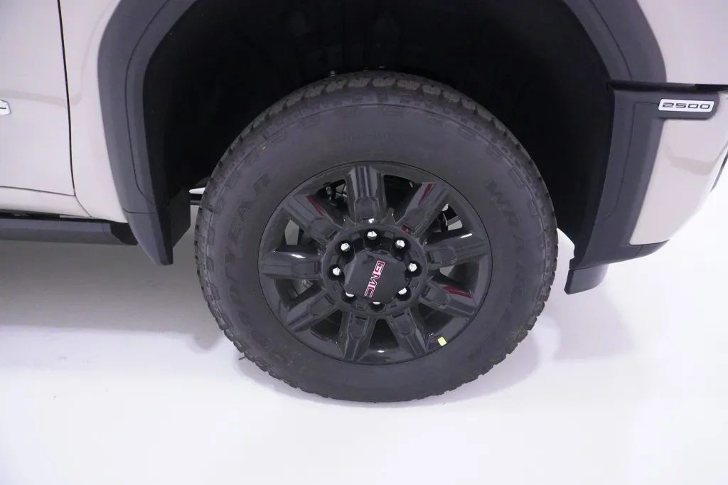 2026 GMC Sierra 2500HD AT4