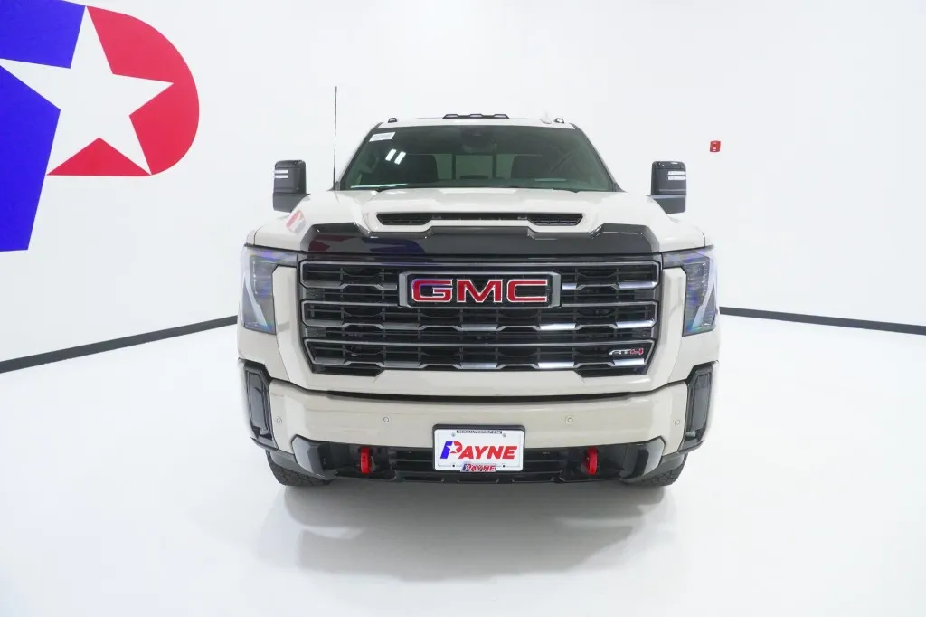 2026 GMC Sierra 2500HD AT4