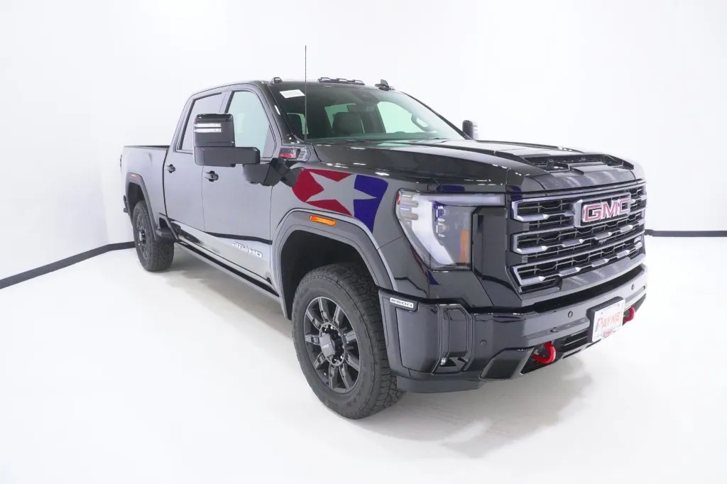 2026 GMC Sierra 2500HD AT4
