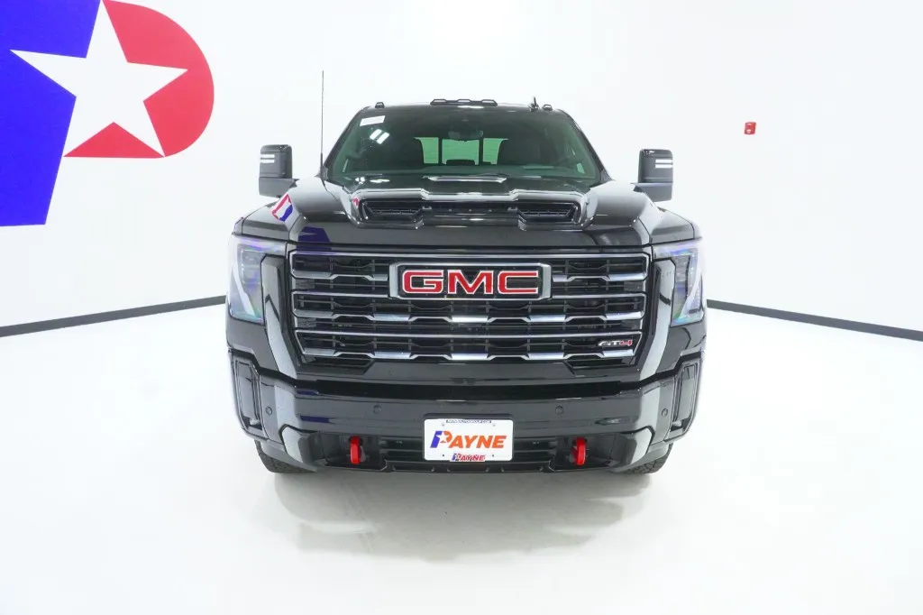 2026 GMC Sierra 2500HD AT4