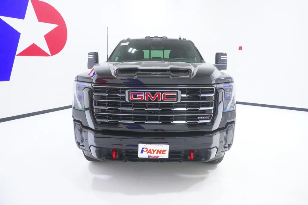 2026 GMC Sierra 2500HD AT4