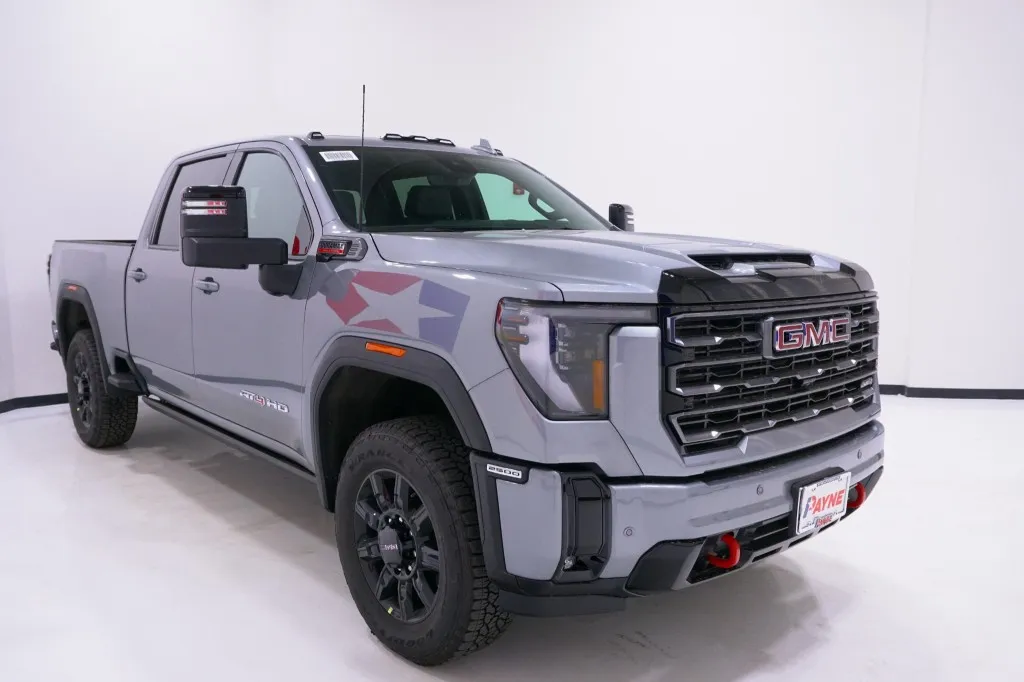 2026 GMC Sierra 2500HD AT4