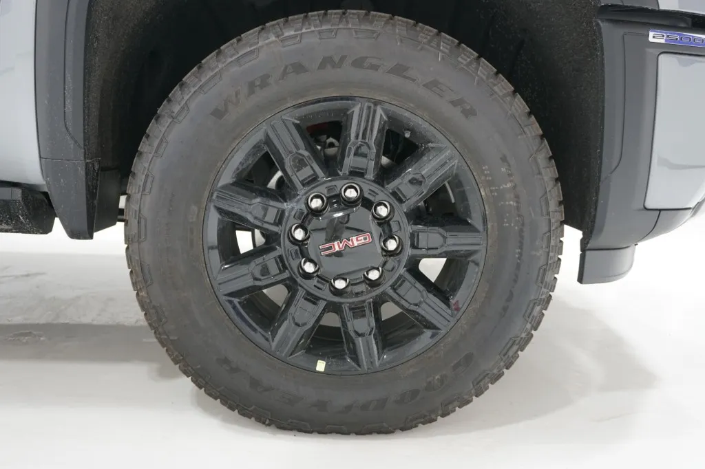 2026 GMC Sierra 2500HD AT4