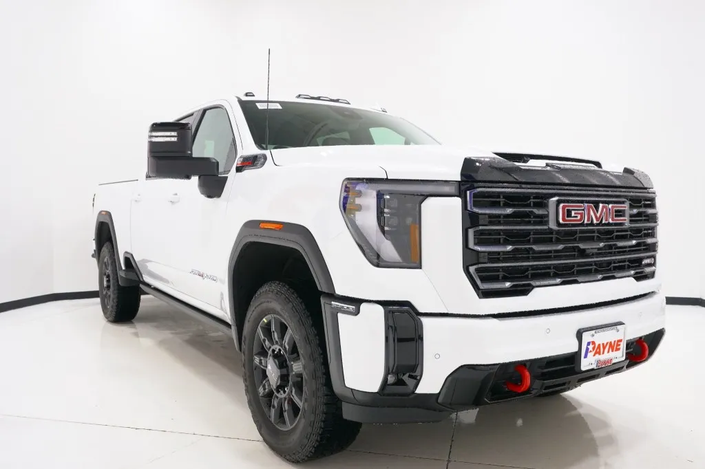 2026 GMC Sierra 2500HD AT4