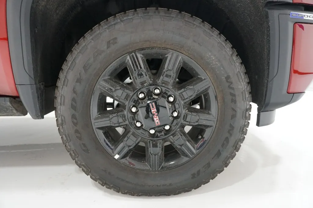 2026 GMC Sierra 2500HD AT4
